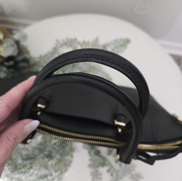 Michael Kors Black Handbag - Picture 7 of 7